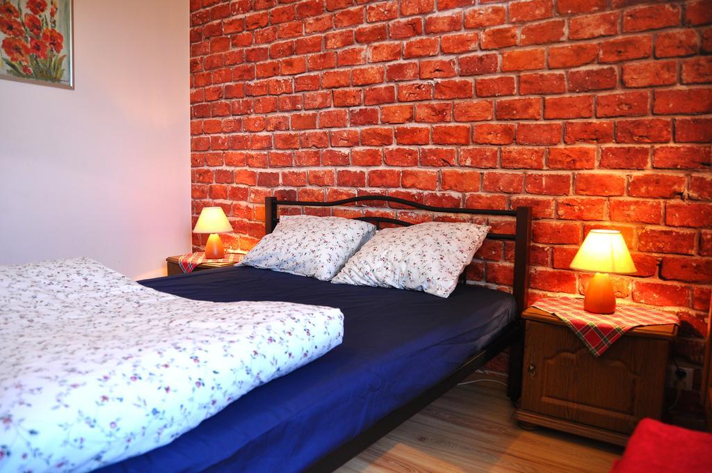 Cozy Apartment In Тарнув Экстерьер фото